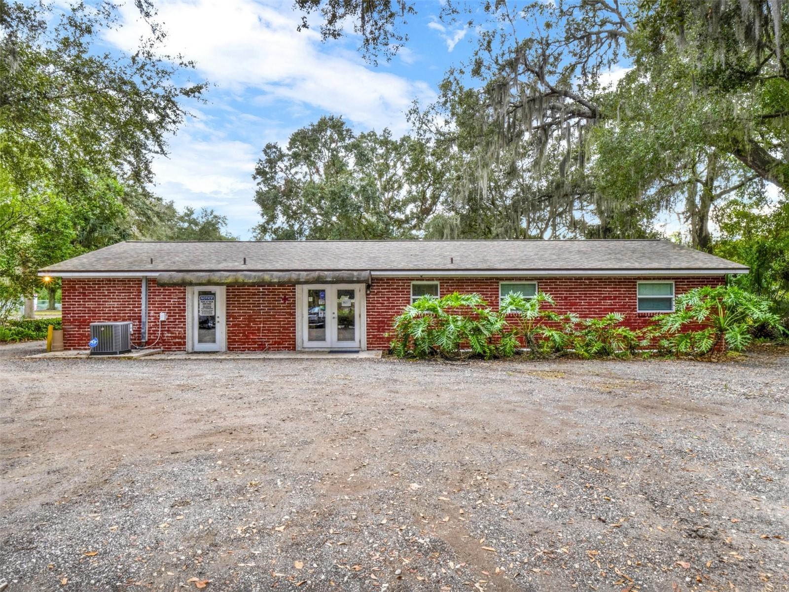 2768 W Lake Mary Blvd Property Photo 5