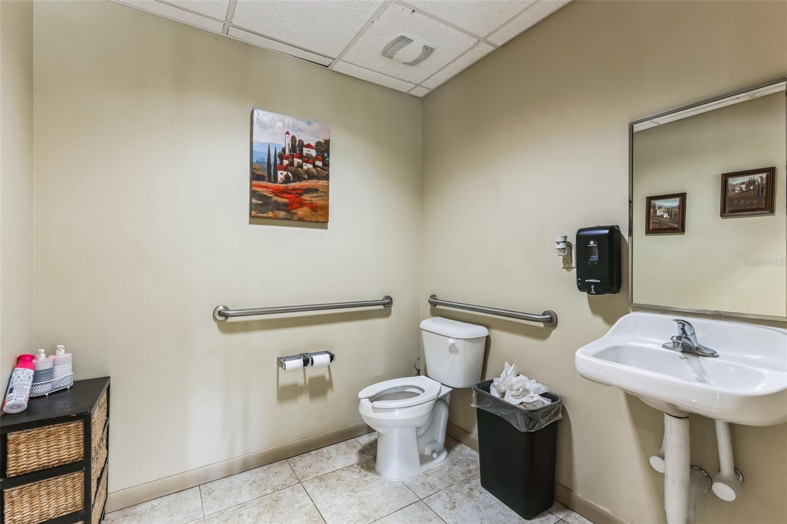 3112 W Lake Mary Blvd Property Photo 19