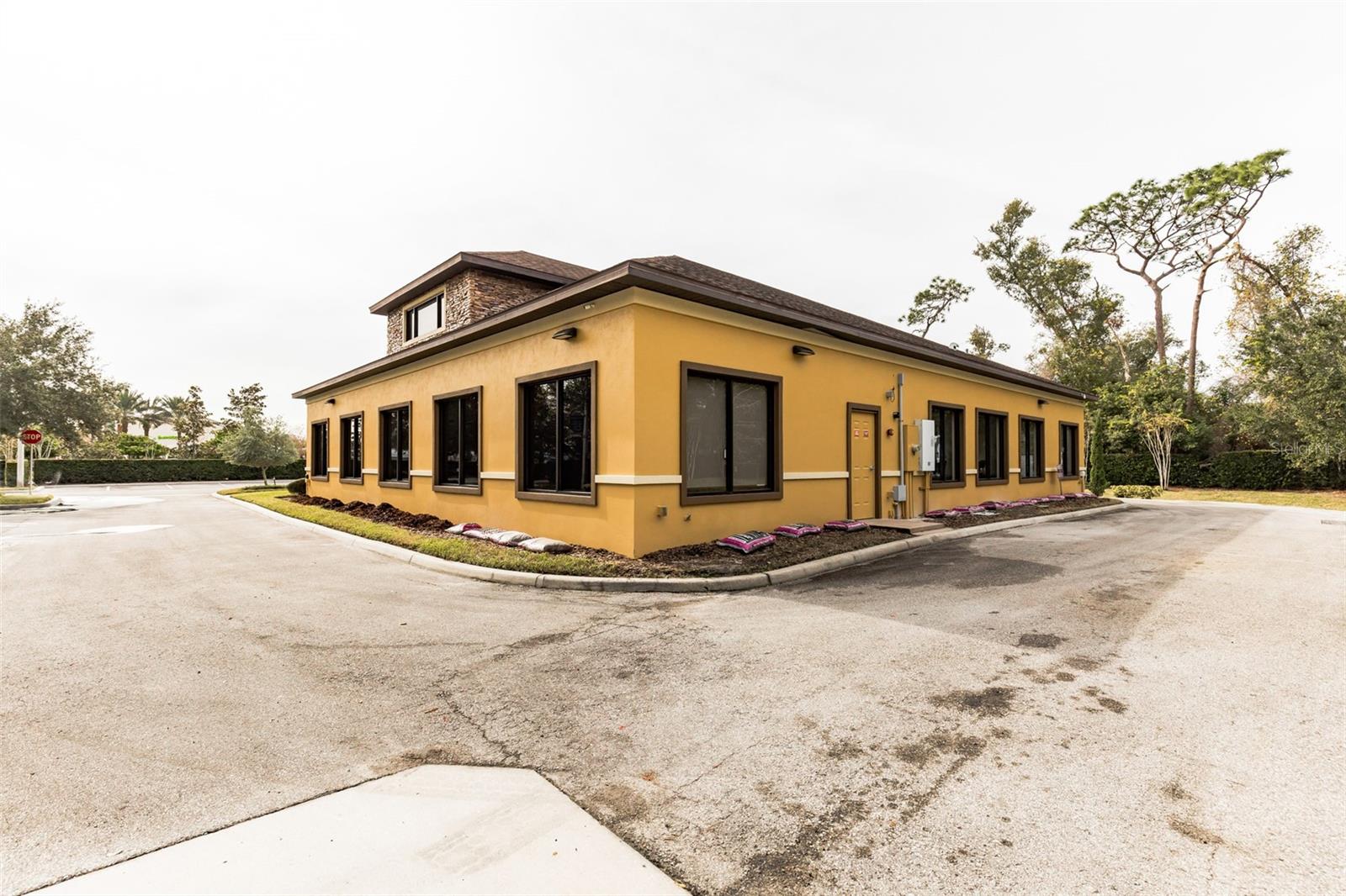 3112 W Lake Mary Blvd Property Photo 32