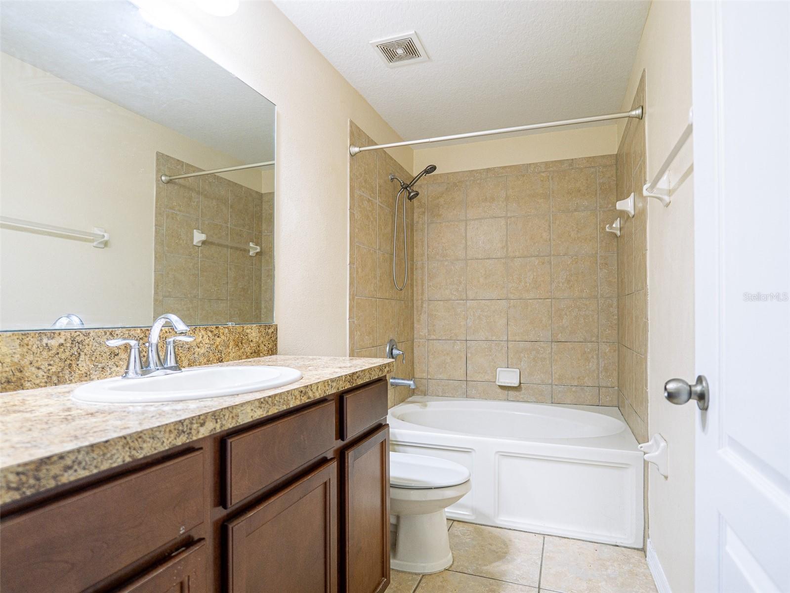 112 Augustus Pt Property Photo 22