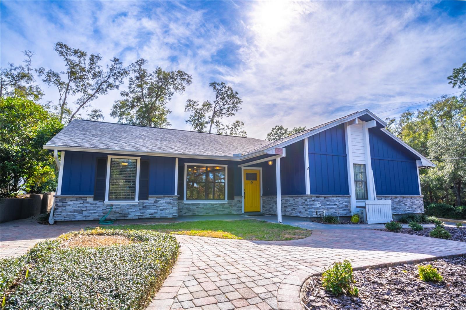 1720 Overlook Rd Property Photo