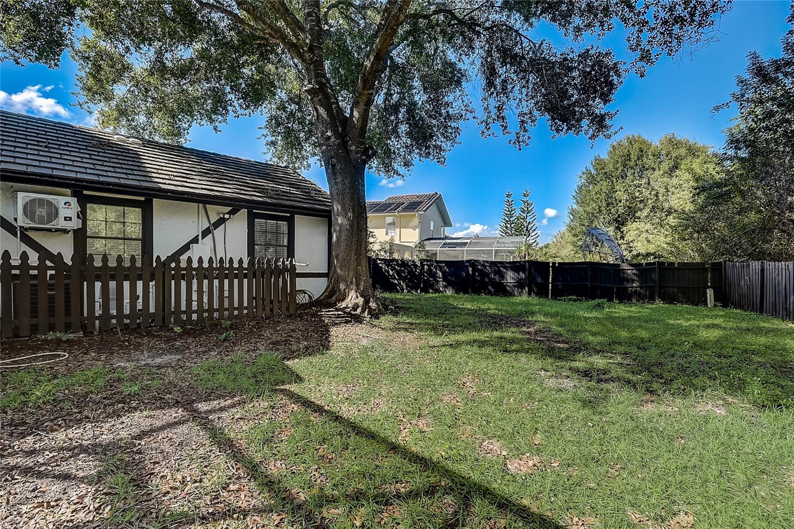 2540 Albany Dr Property Photo 82