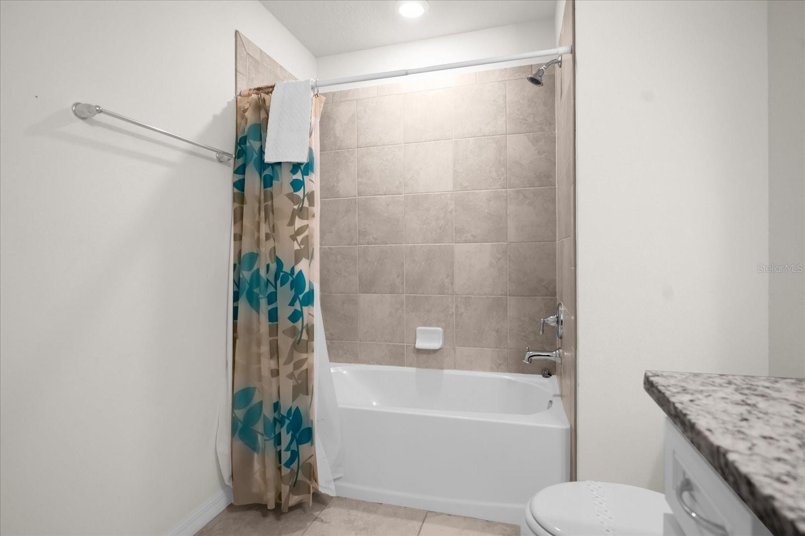 7260 Oakmoss Loop Property Photo 18