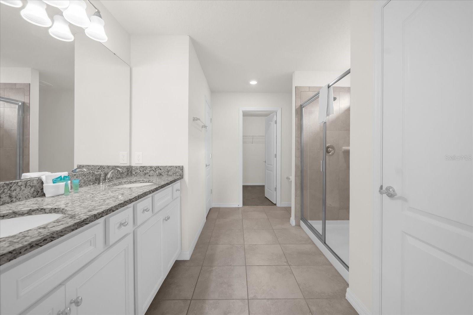 7260 Oakmoss Loop Property Photo 21