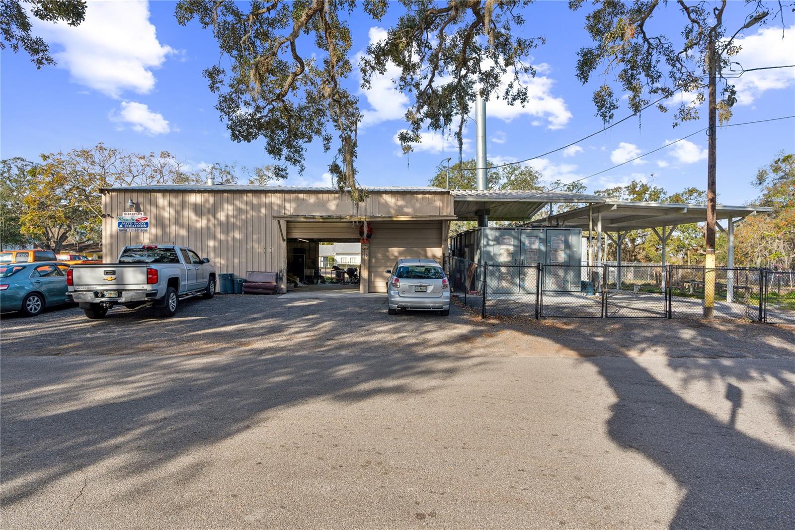 10 Barry Ave Property Photo 15