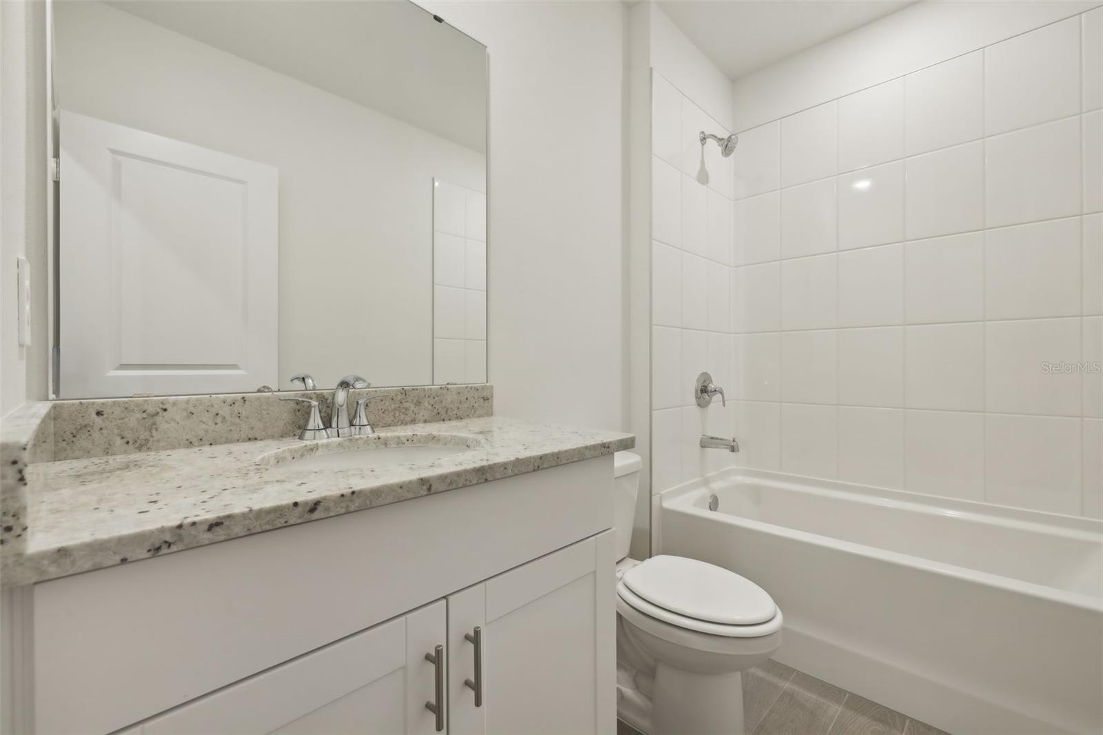 1886 Draughton Dr Property Photo 40