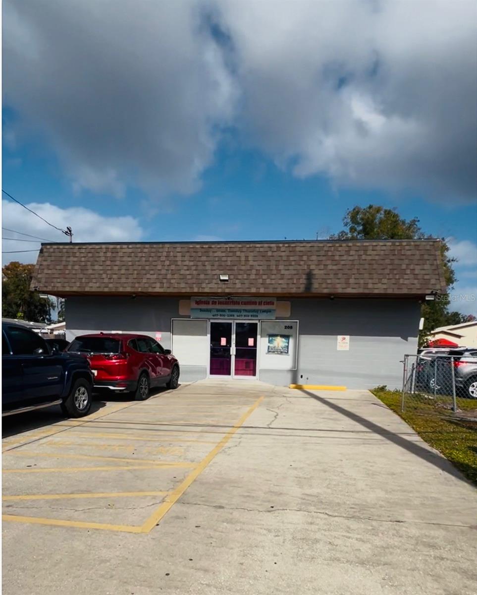 O6274752 Property Photo 1