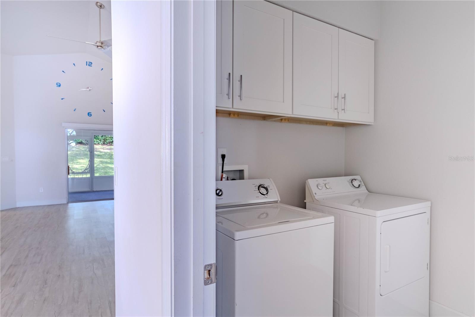 3667 Kingswood Ct Property Photo 18
