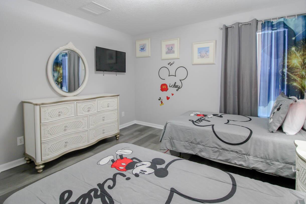 219 Plumoso Loop Property Photo 29