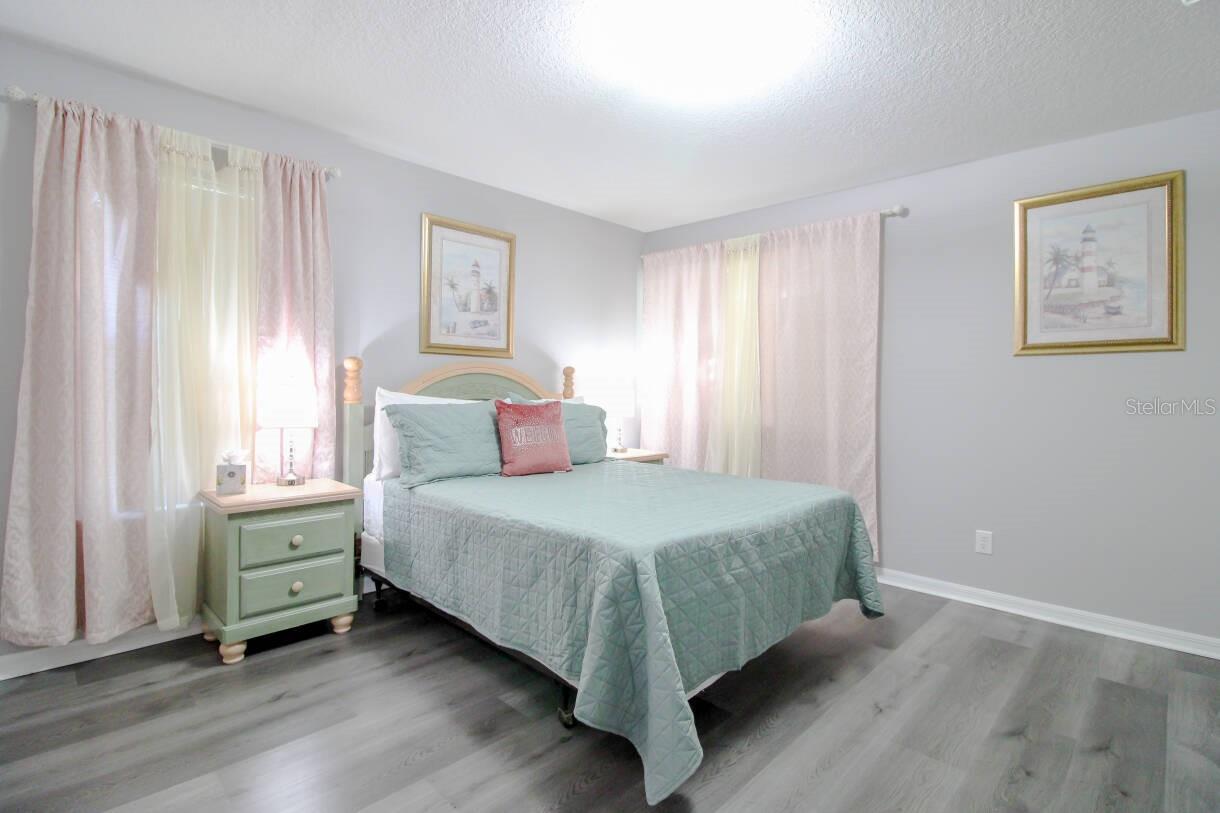 219 Plumoso Loop Property Photo 33