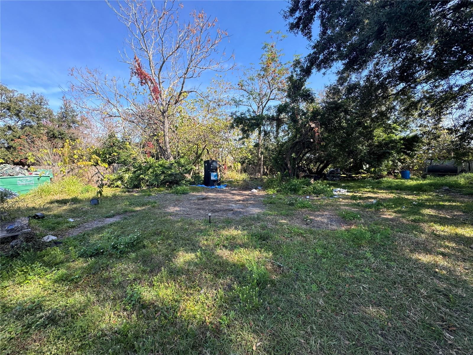 384 Railroad Ave Property Photo 6