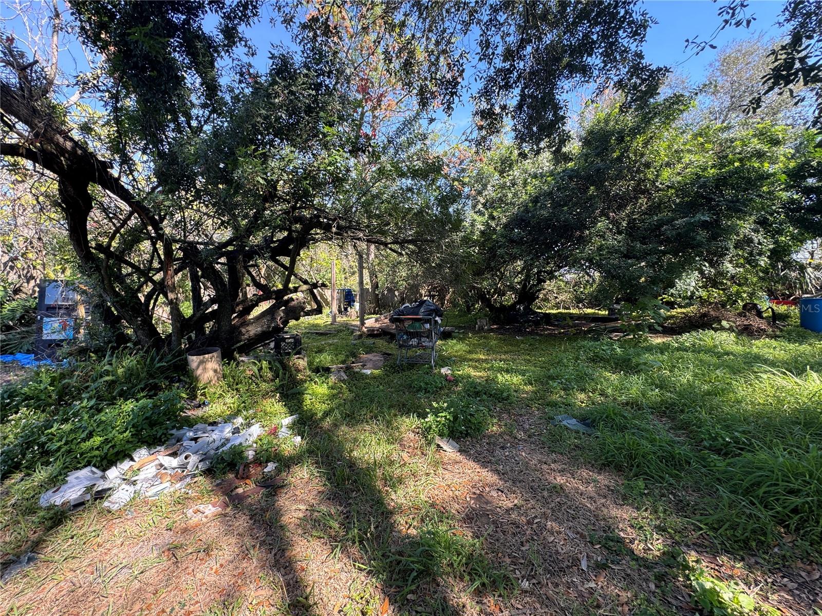 384 Railroad Ave Property Photo 10