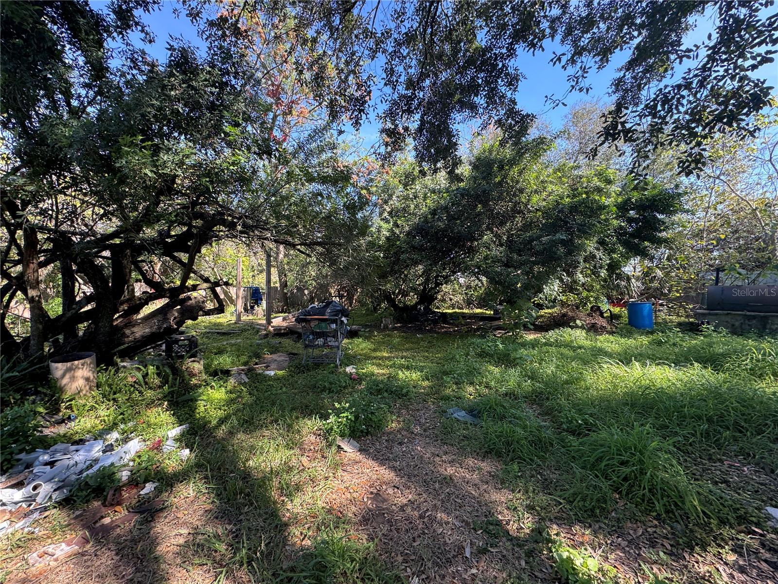 384 Railroad Ave Property Photo 11
