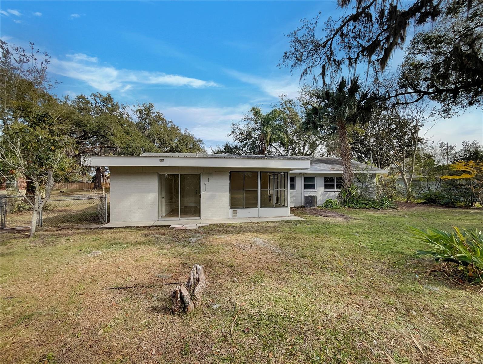 1361 Peters Dr Property Photo 8