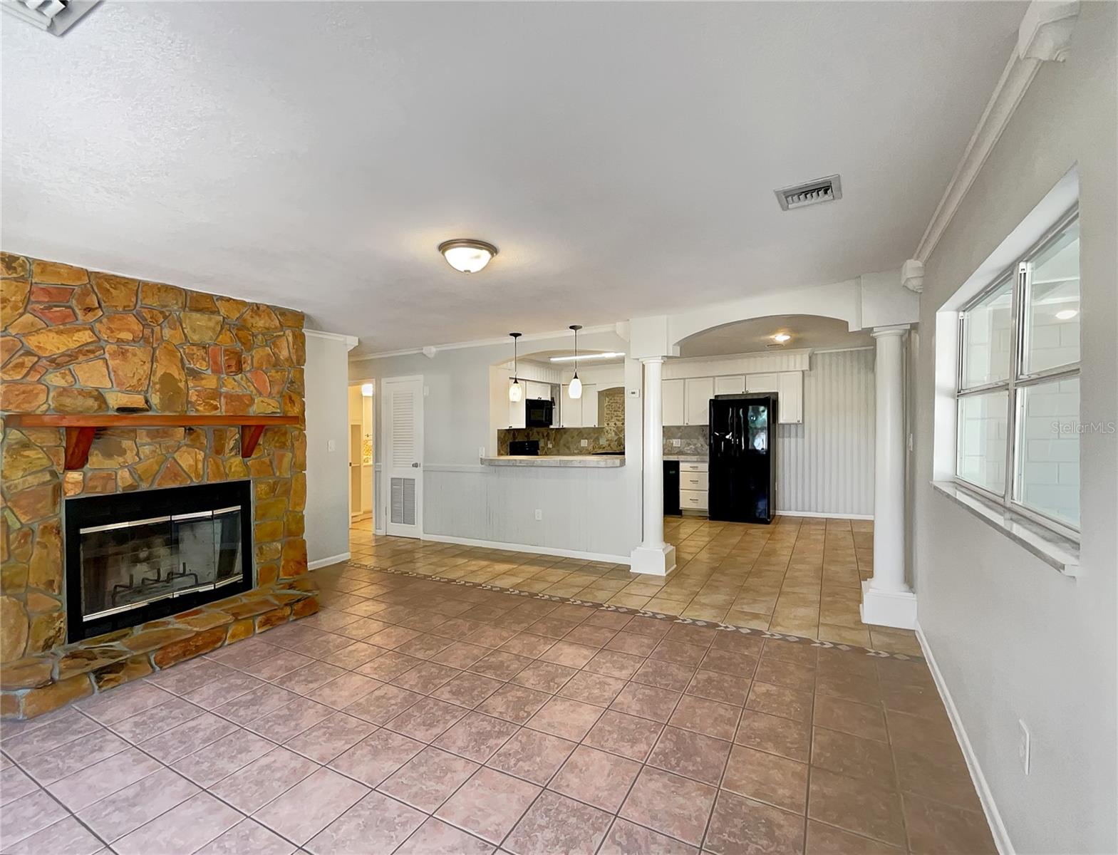 1361 Peters Dr Property Photo 13