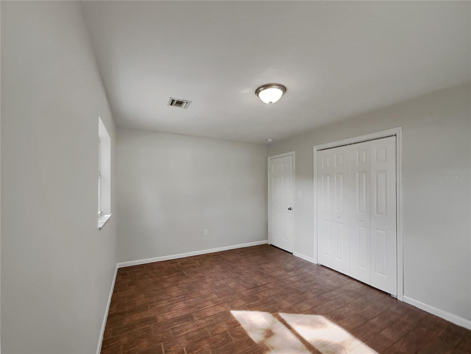 1361 Peters Dr Property Photo 19