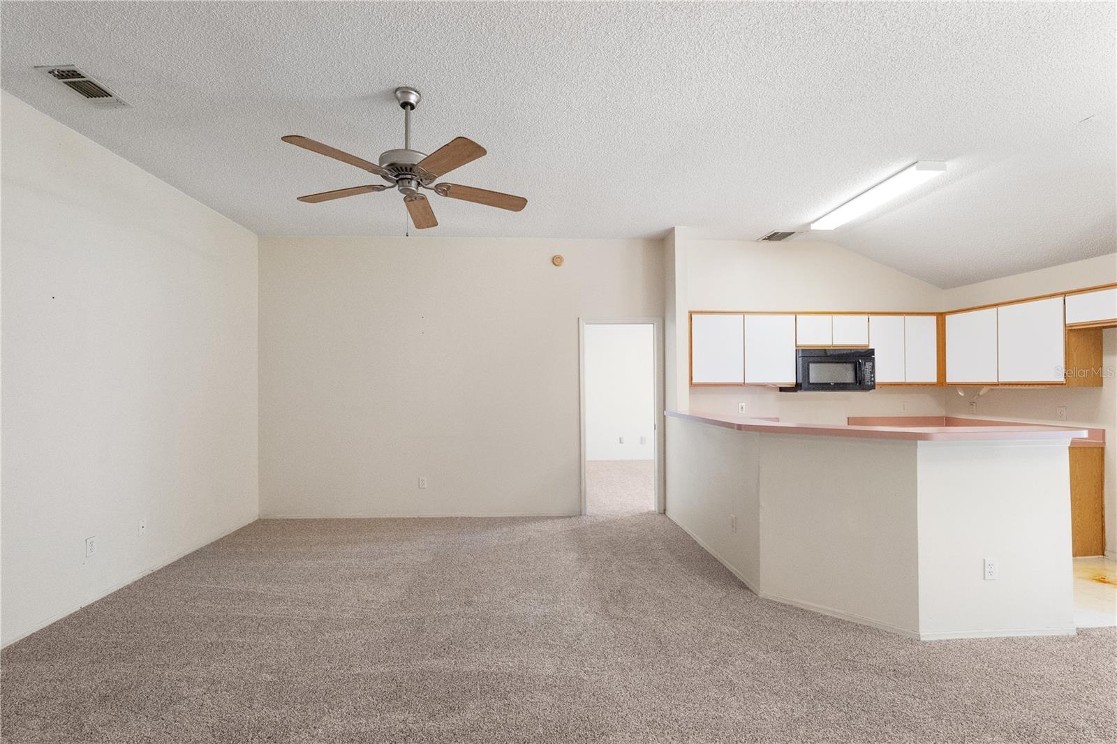 511 Coventry Ct Property Photo 9