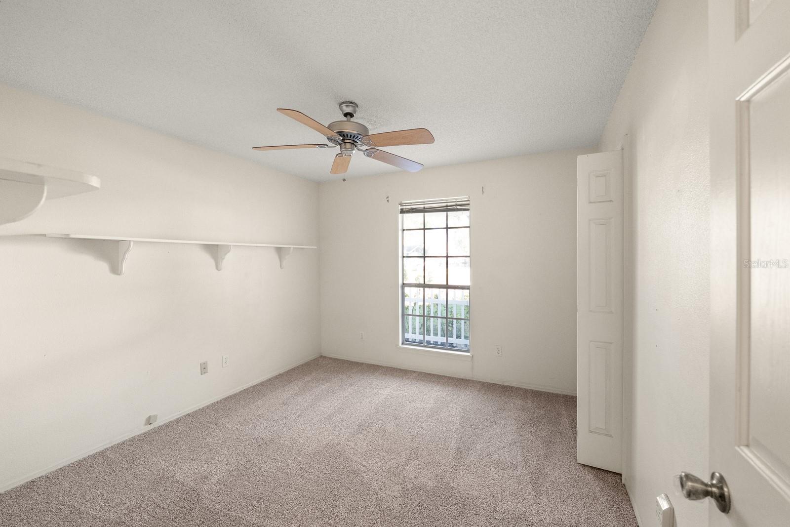 511 Coventry Ct Property Photo 18