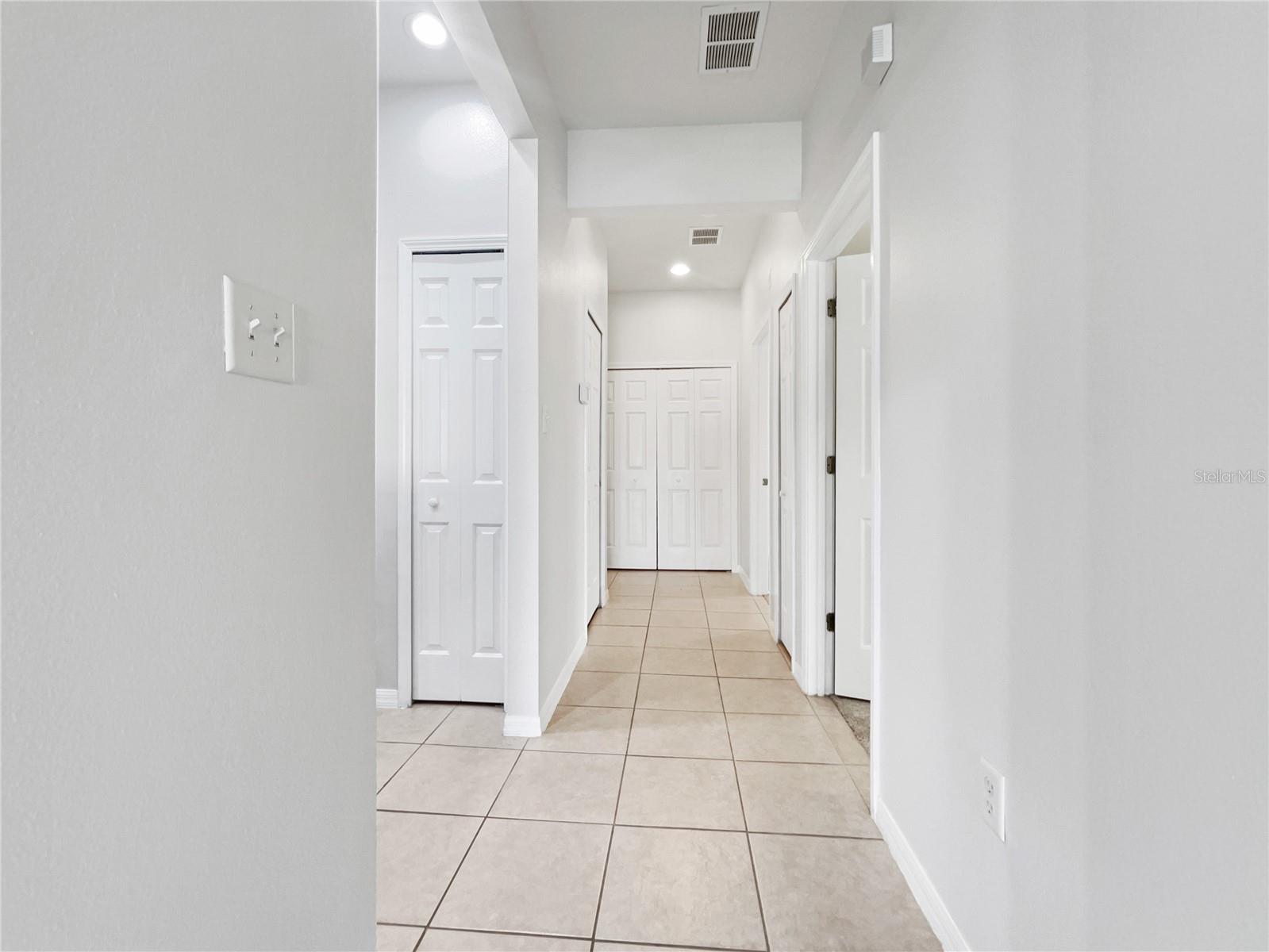 3473 Parkridge Cir #17-101 Property Photo 11