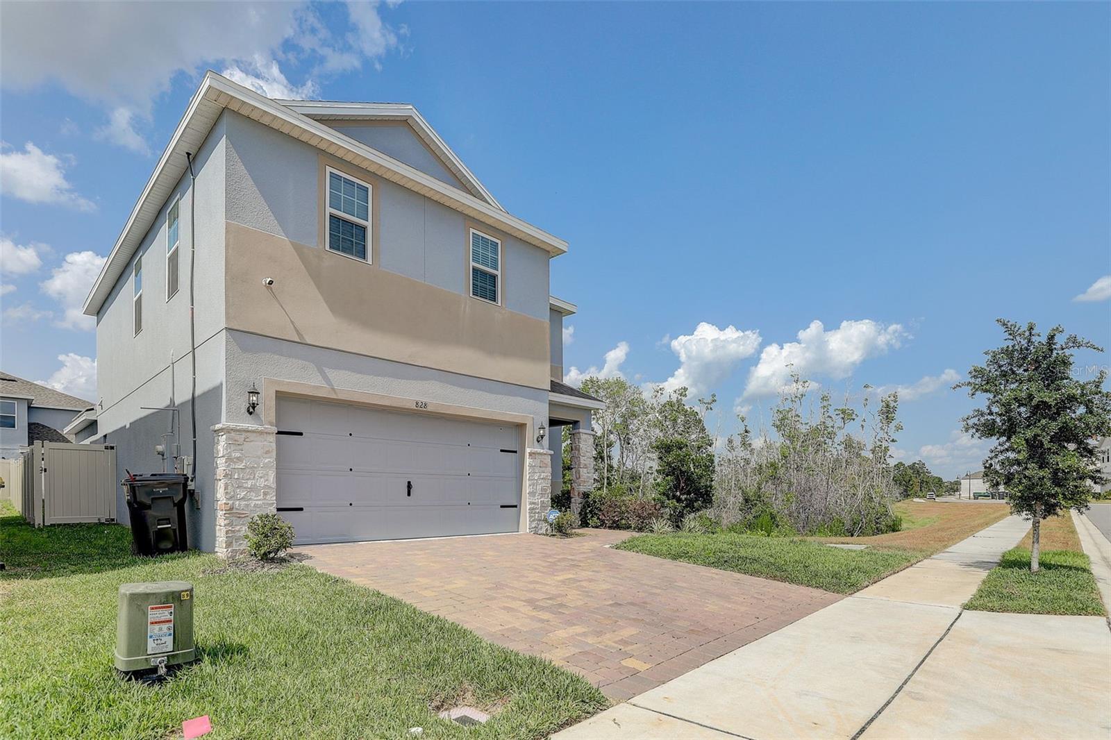 828 SCRUB OAK HAMMOCK RD