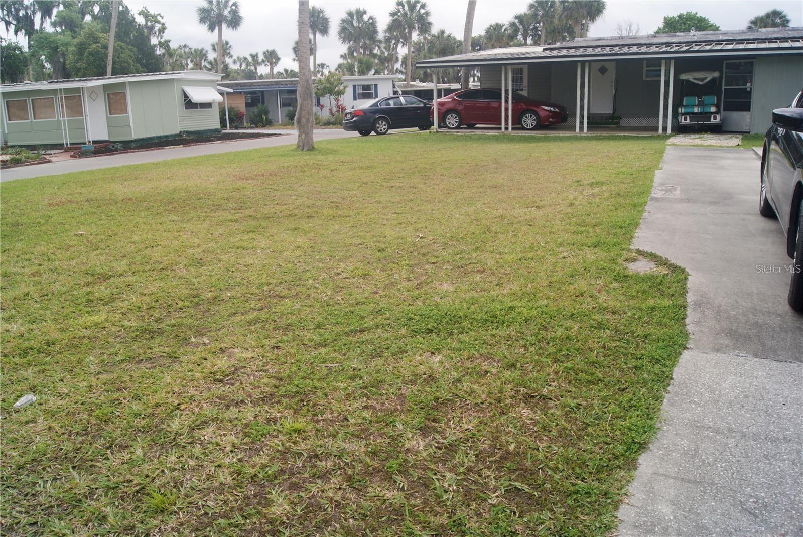 50 Live Oak Dr Property Photo 1