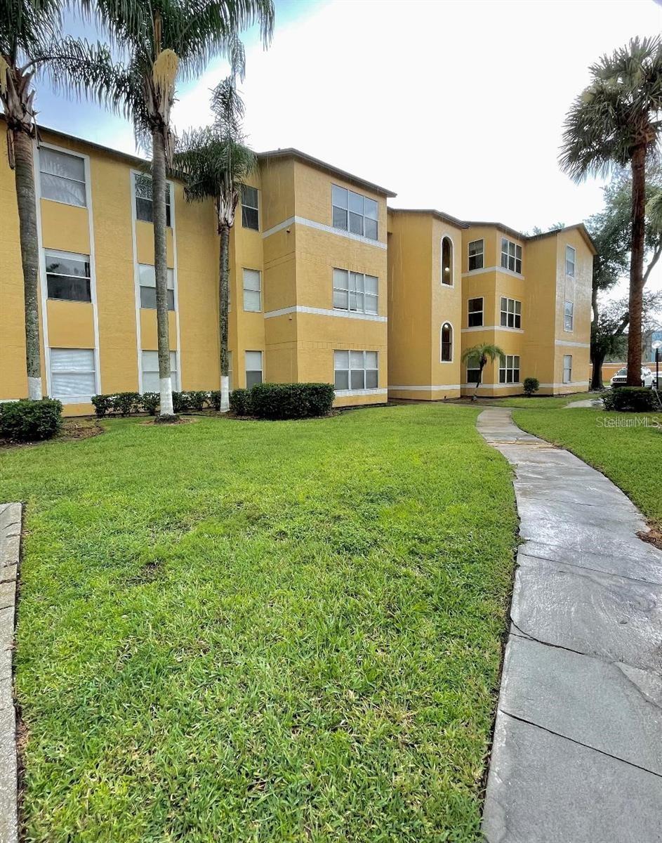 4528 Commander Dr #2033 Property Photo