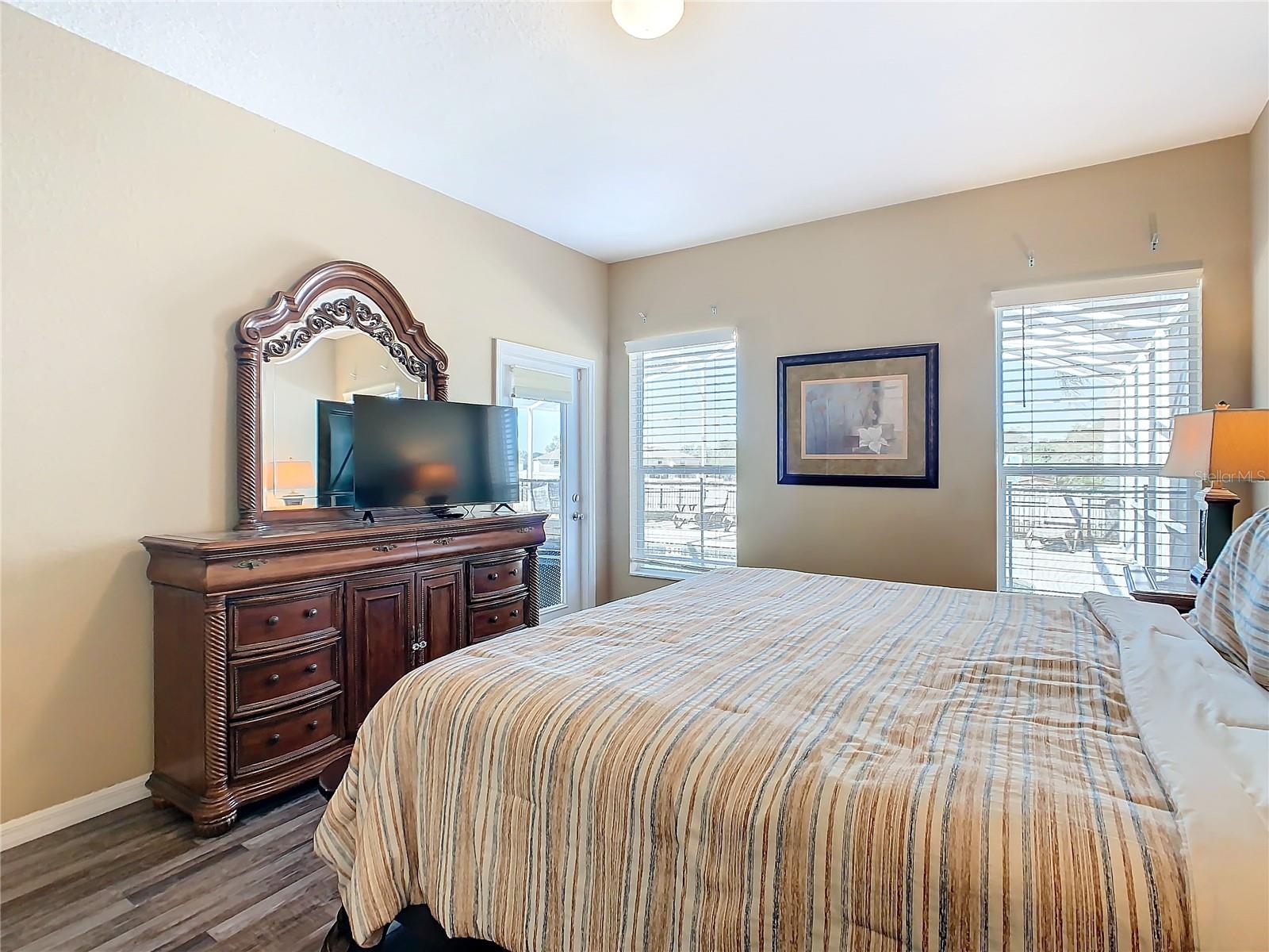 2632 Sand Hill Point Cir Property Photo 14