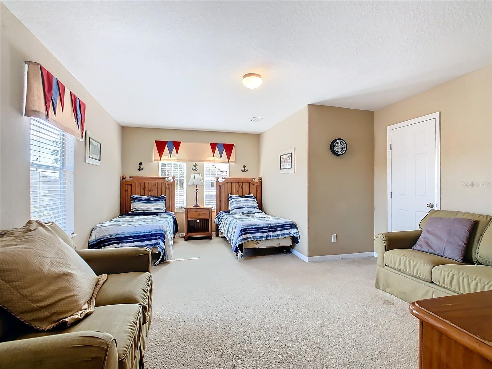 2632 Sand Hill Point Cir Property Photo 18