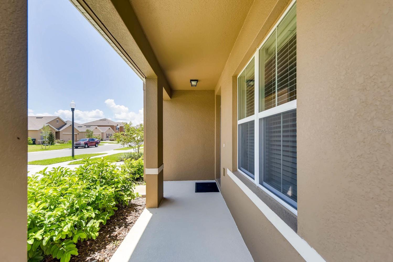 3813 Royal Azalea Way Property Photo 2