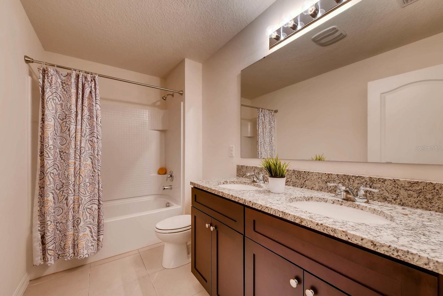3813 Royal Azalea Way Property Photo 19