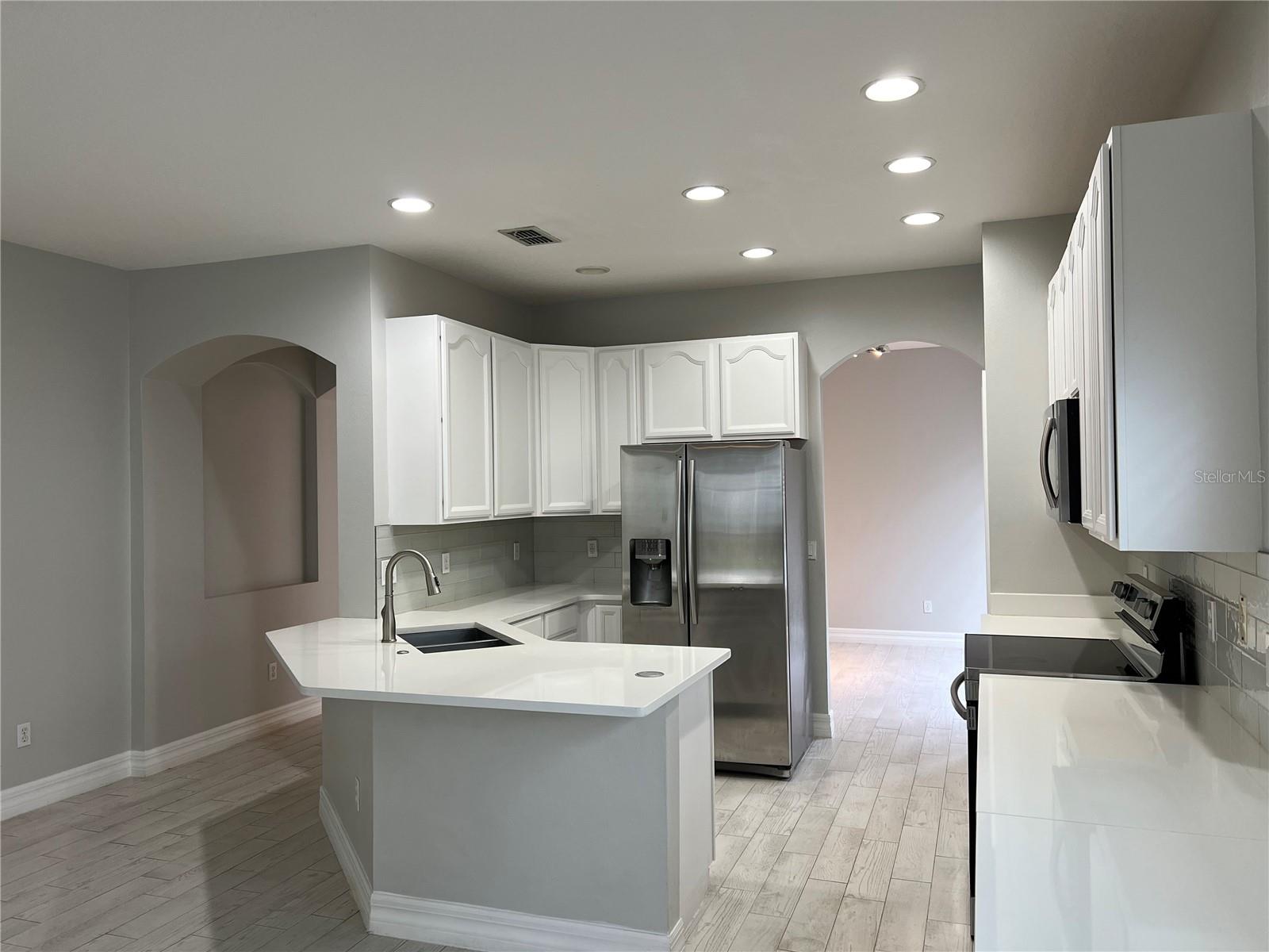 14014 Eden Isle Blvd Property Photo 7