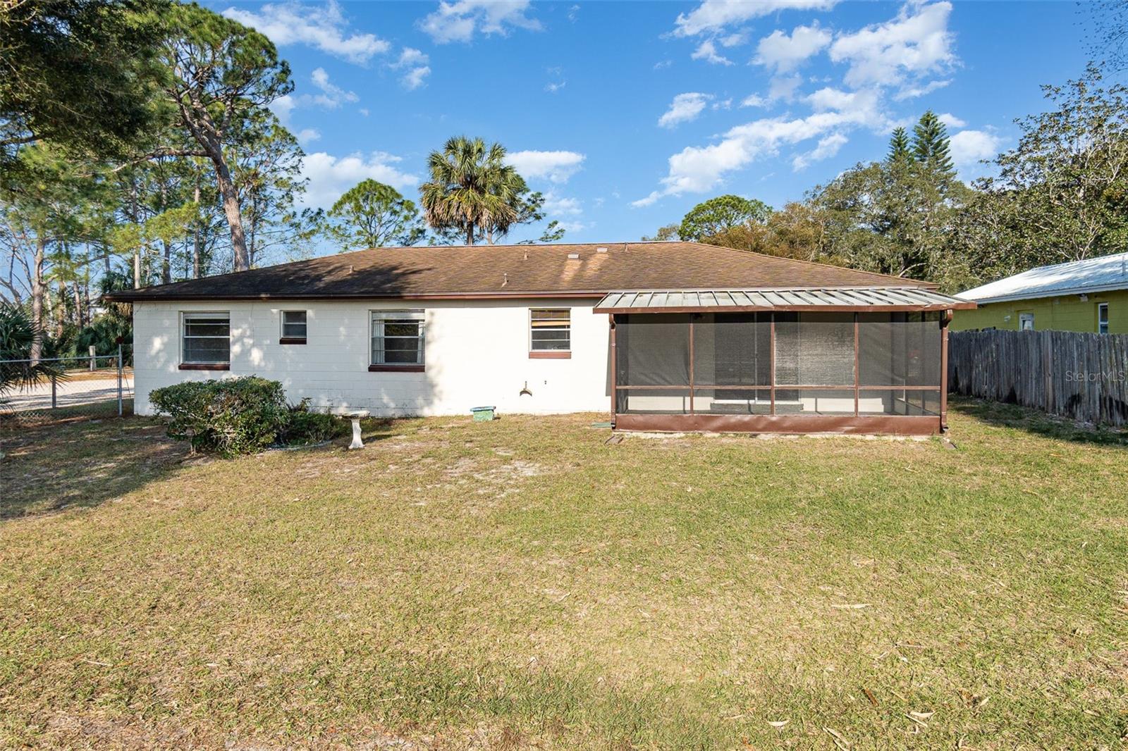 306 Loch Low Dr Property Photo 31