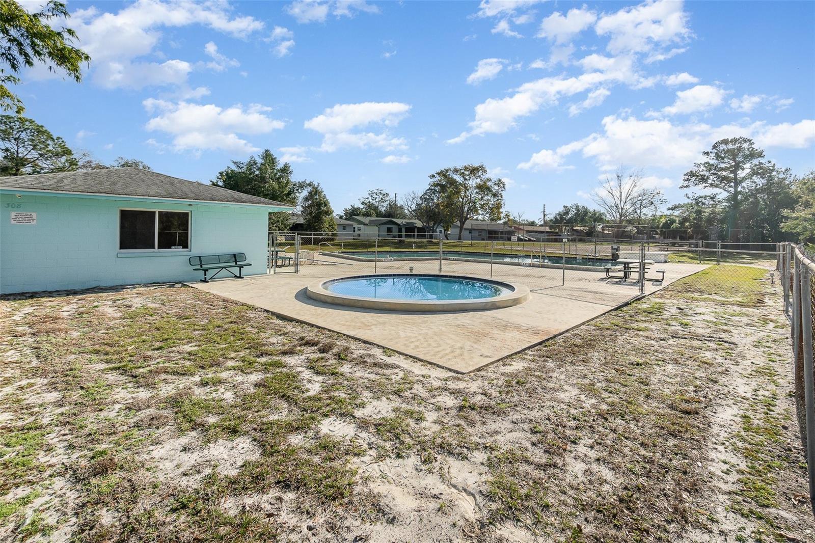 306 Loch Low Dr Property Photo 34