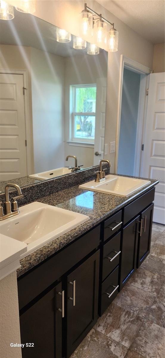 411 Caribbean Ct Property Photo 6