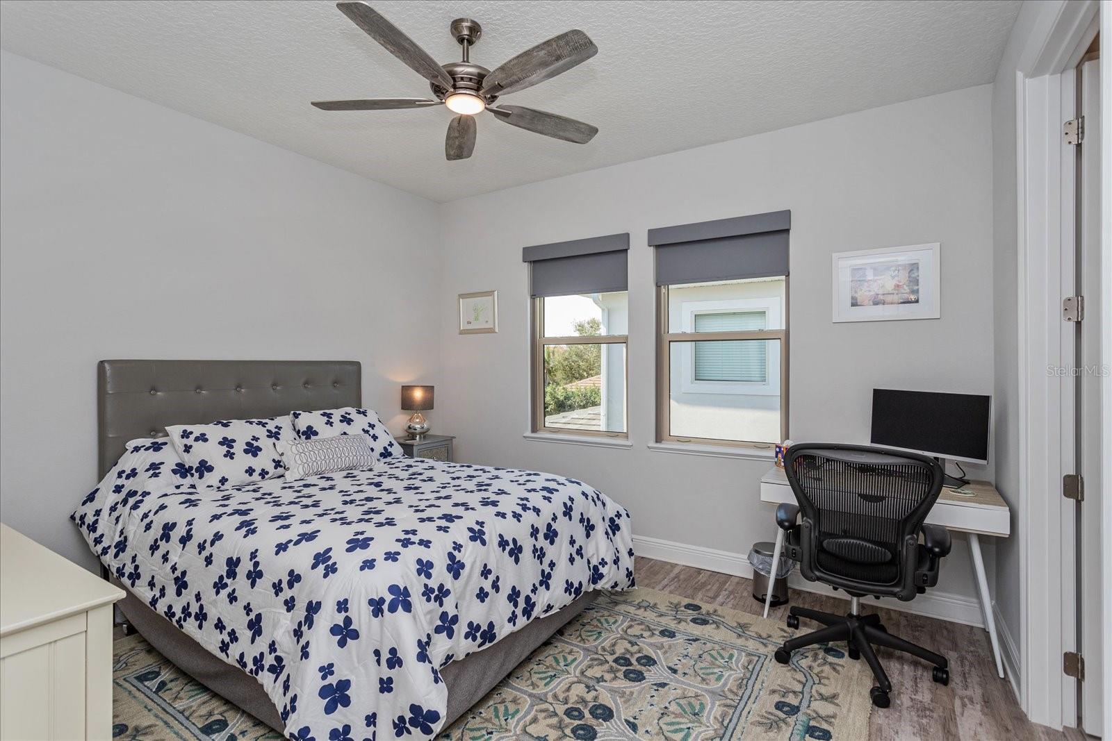 15732 Shorebird Ln Property Photo 26