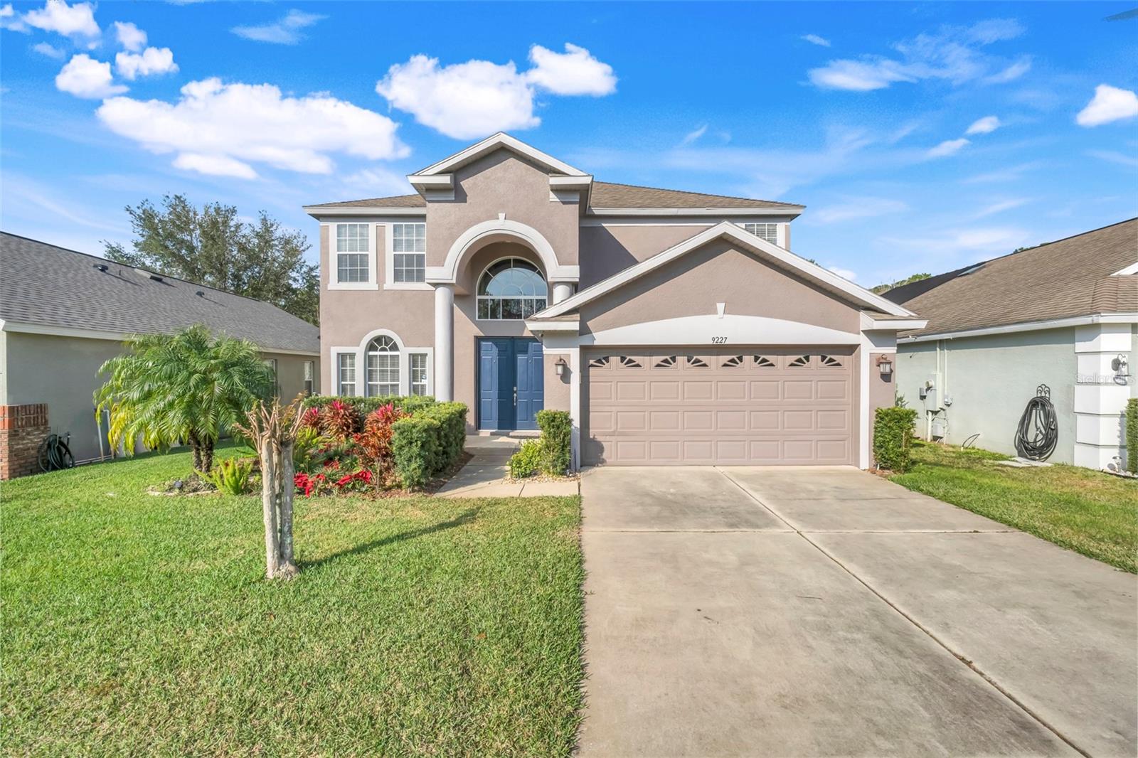 9227 Pecky Cypress Way Property Photo