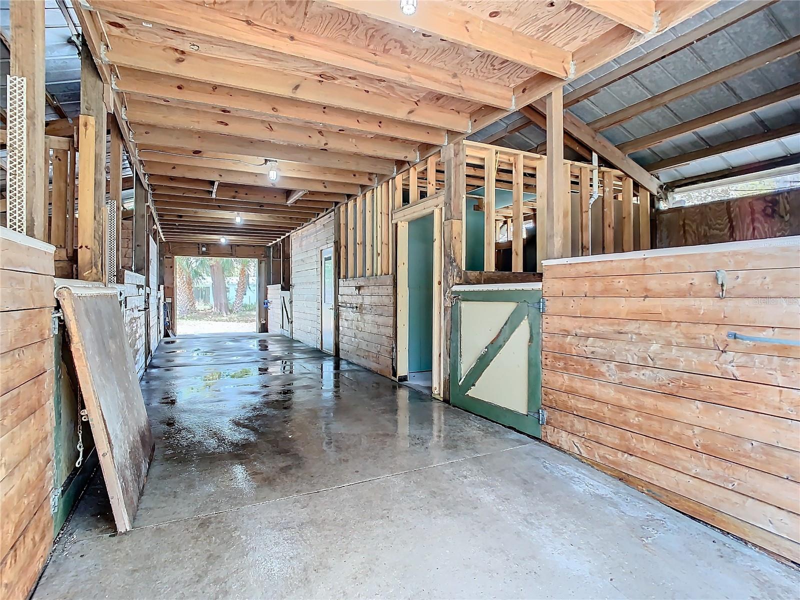 3900 Miami Ave Property Photo 22