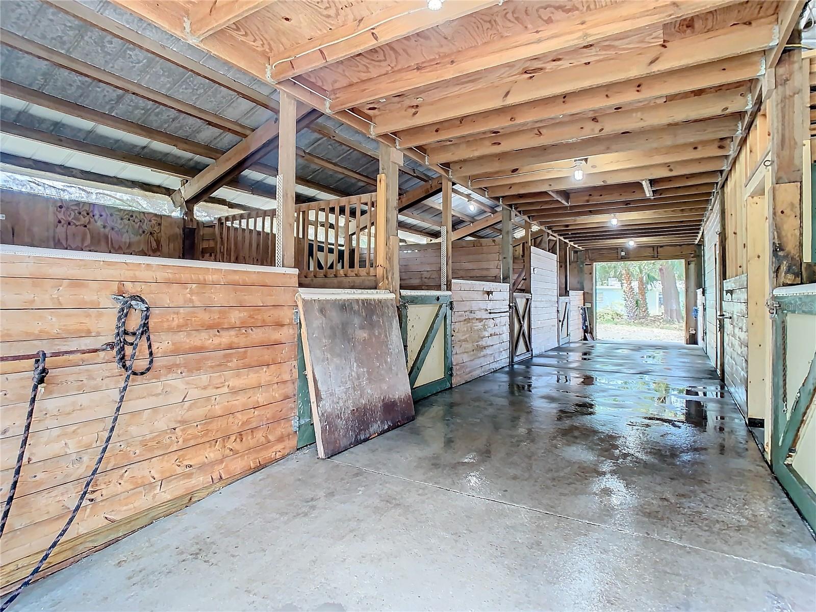 3900 Miami Ave Property Photo 24