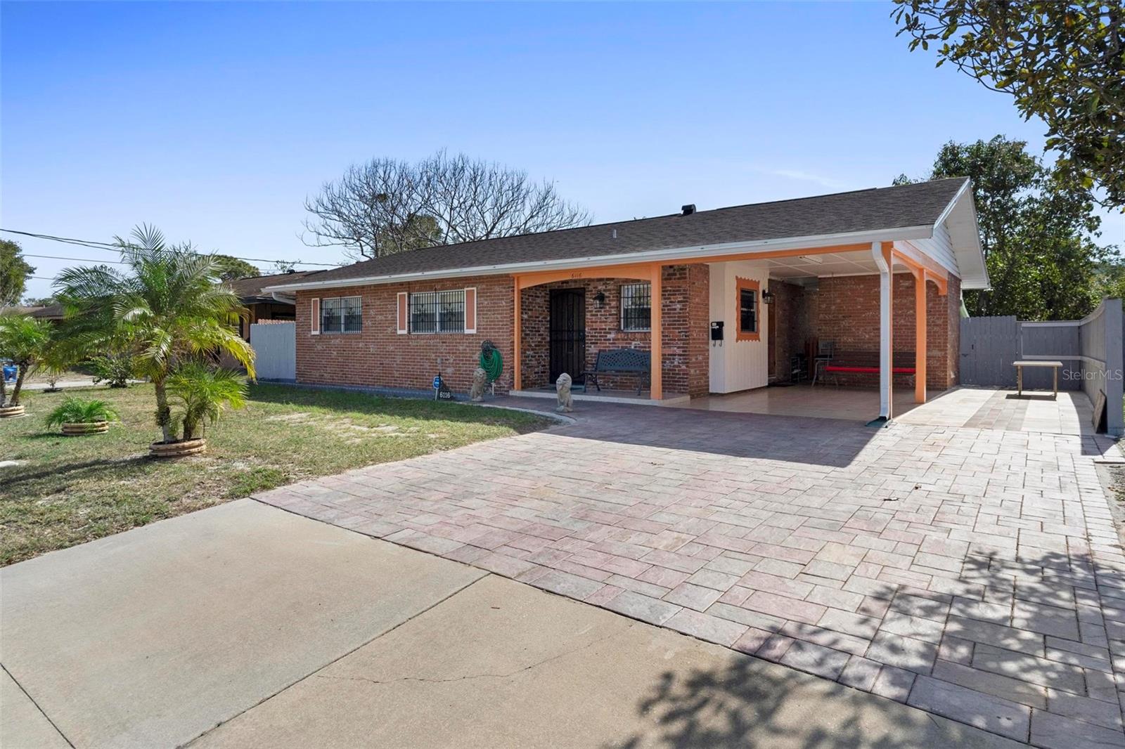6116 Balboa Dr Property Photo 2