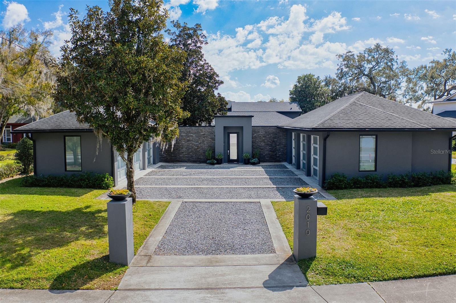 2010 Hoffner Ave Property Photo
