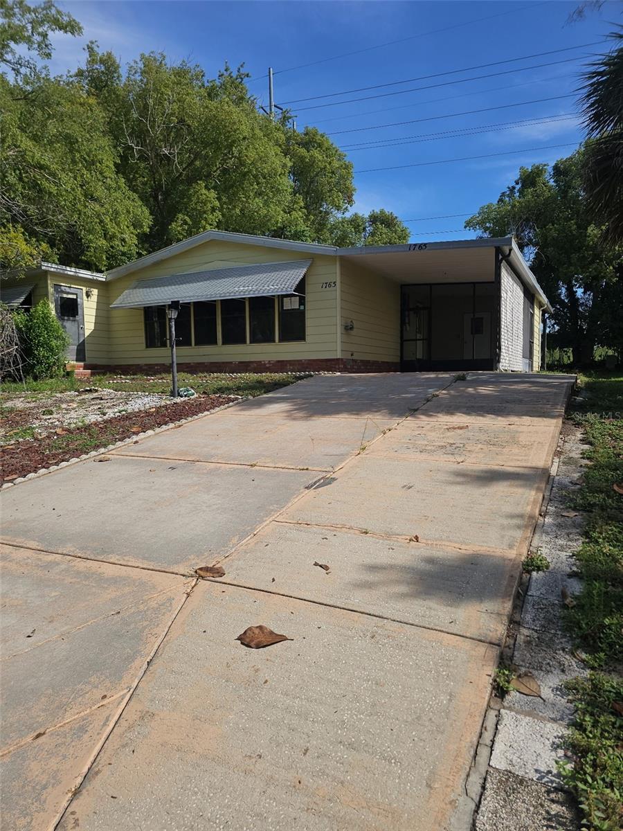 1765 W Schwartz Blvd Property Photo 1