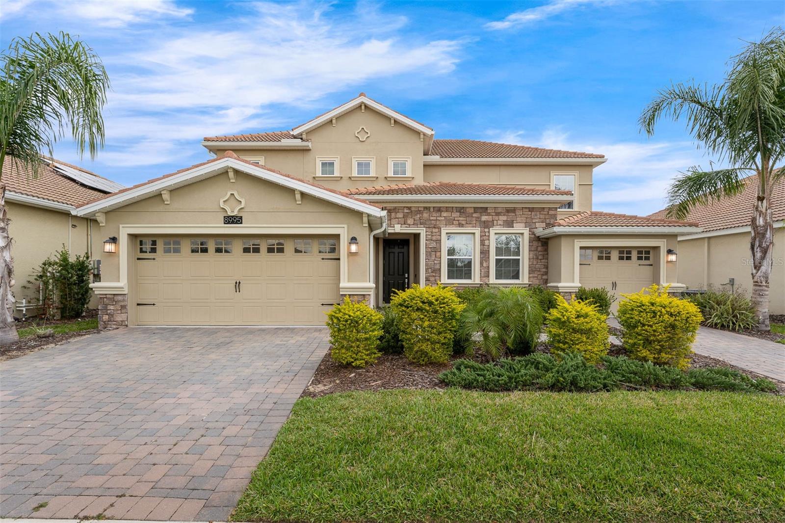8995 Croquet Ct Property Photo