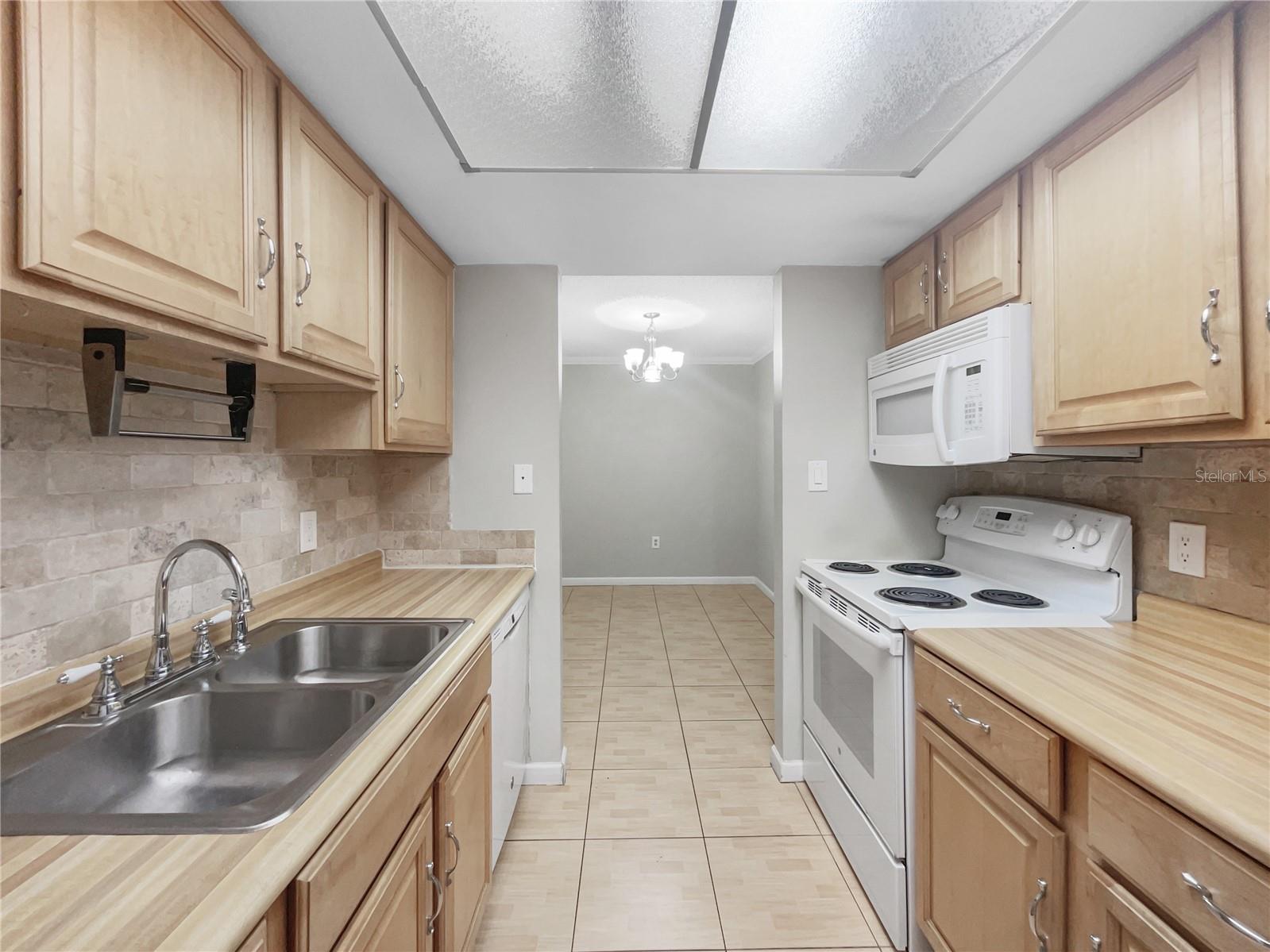 700 E Airport Blvd #c7 Property Photo 12
