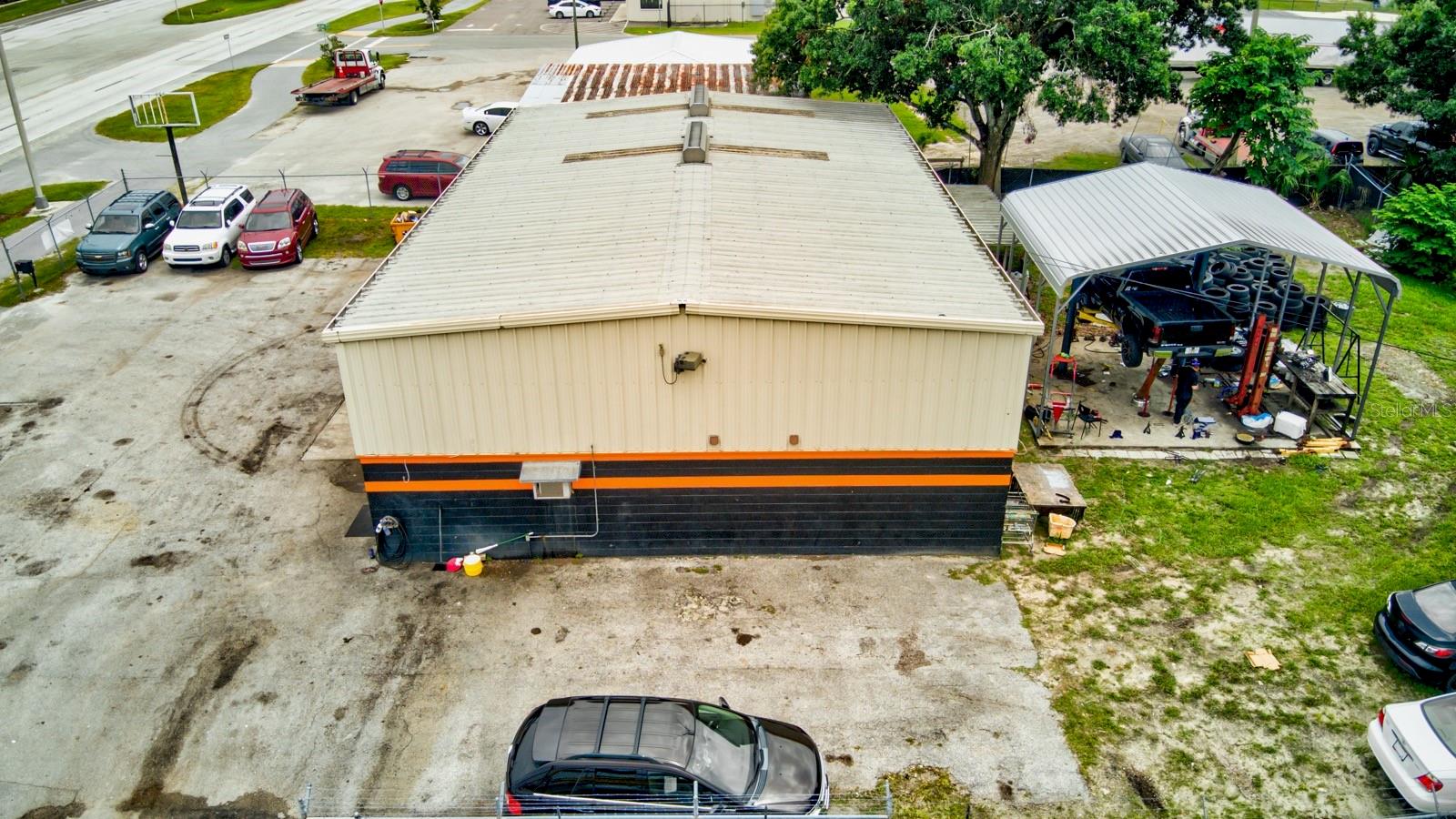 2016 West Memorial Boulevard Property Photo 21