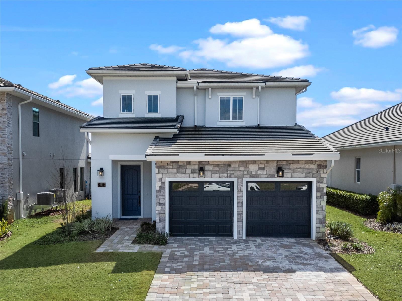 16112 VETTA DR Property Photo 1