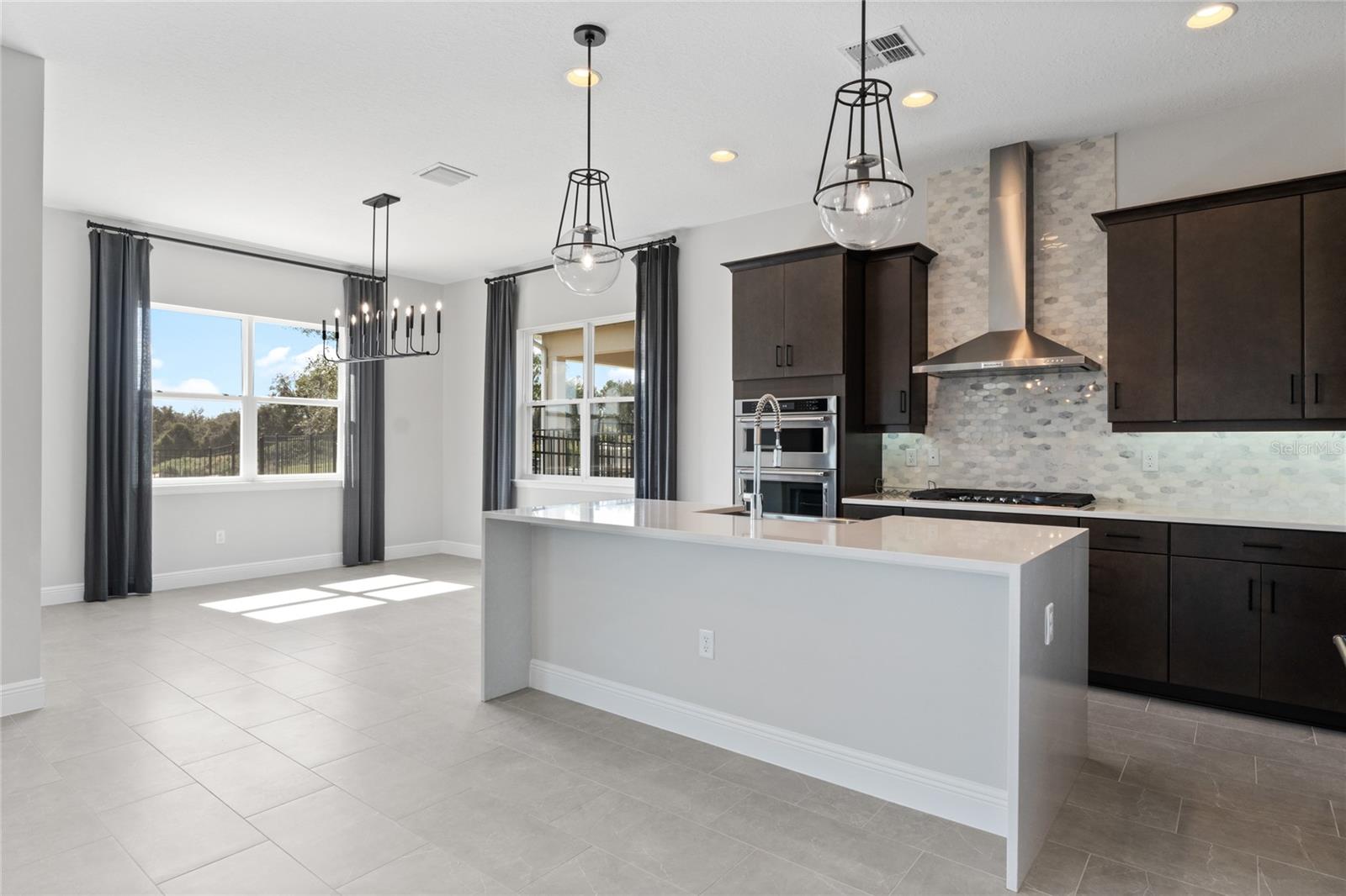 16112 Vetta Dr Property Photo 15