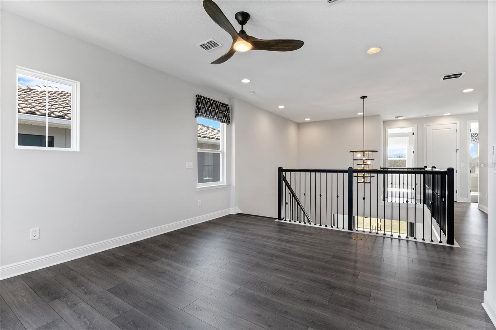 16112 Vetta Dr Property Photo 38