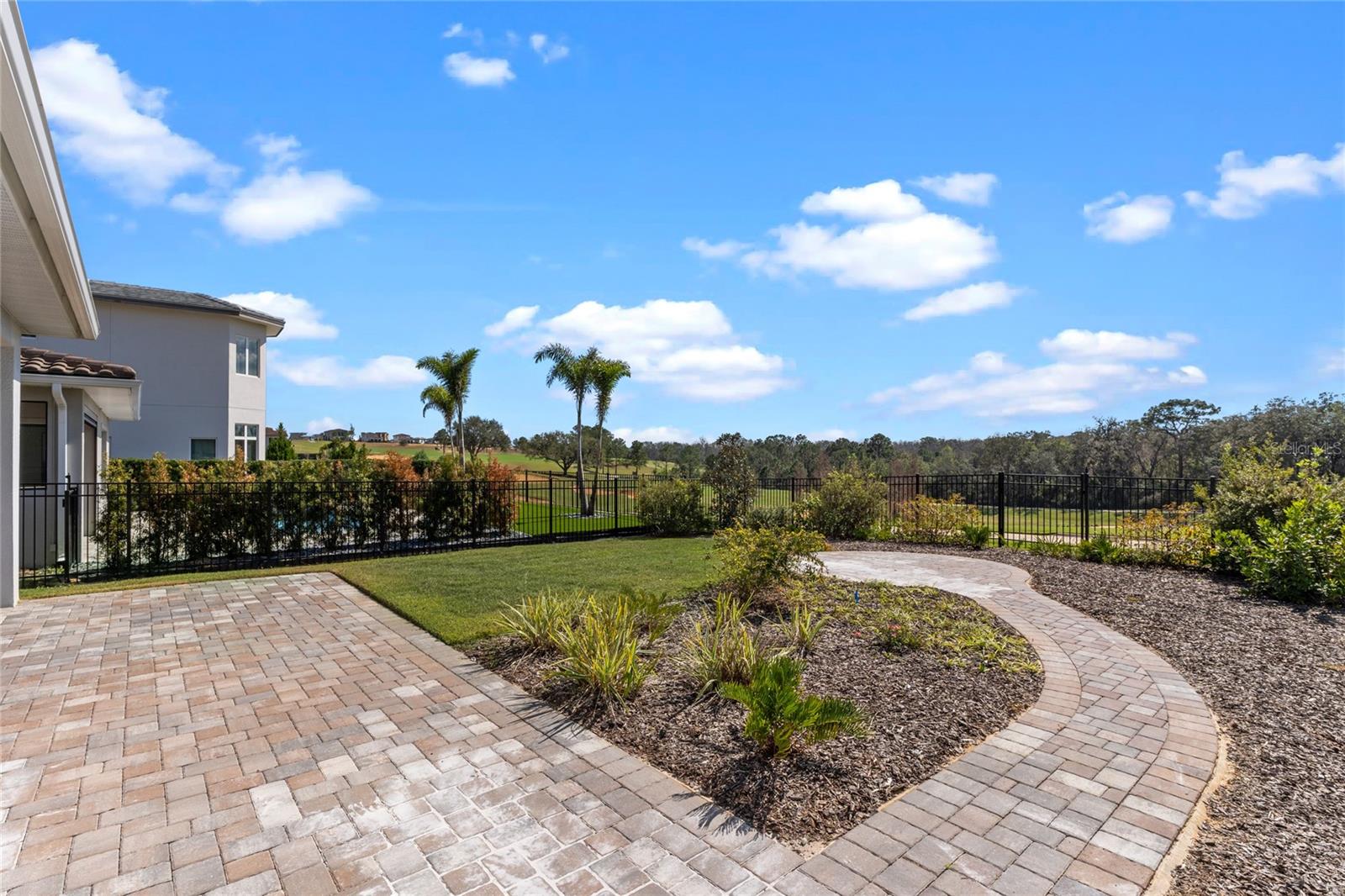 16112 Vetta Dr Property Photo 48