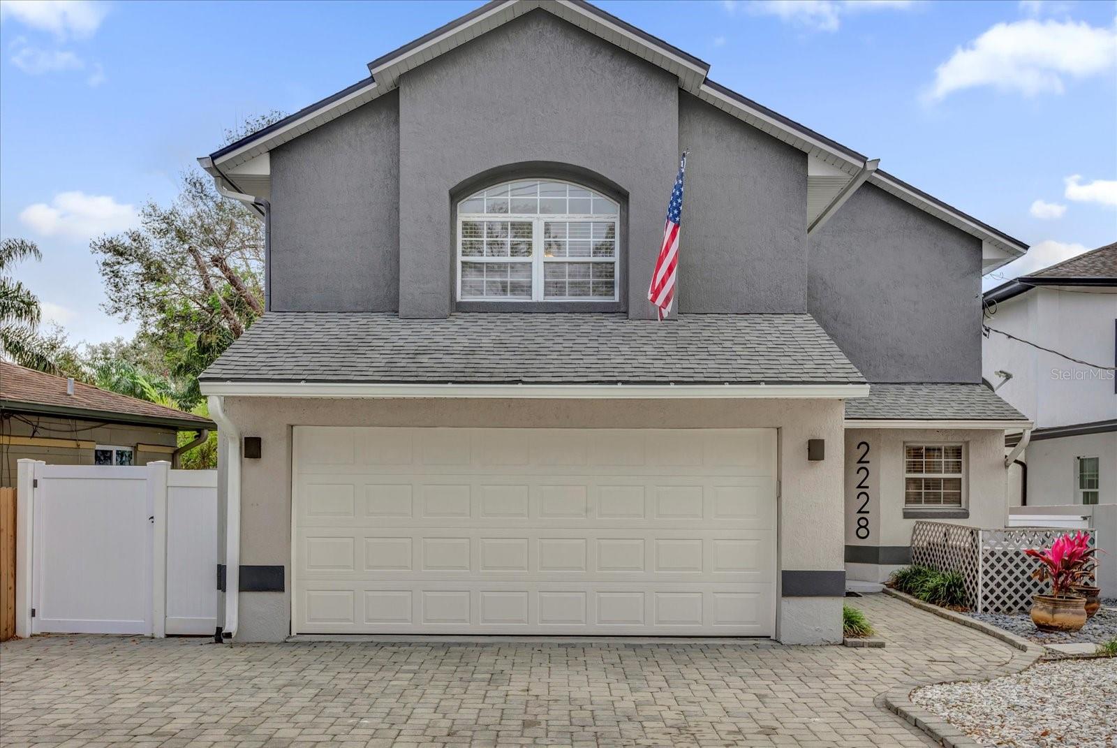 2228 Hoffner Ave Property Photo