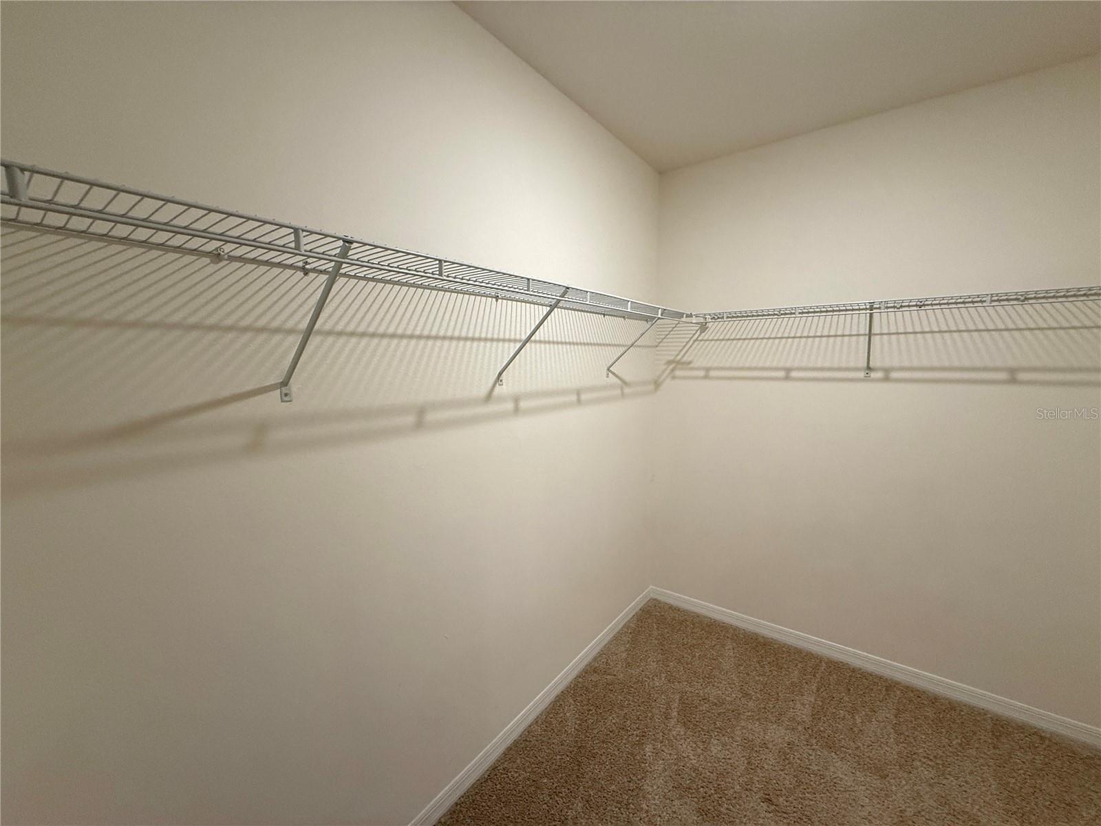 2877 Sunridge Loop Property Photo 8
